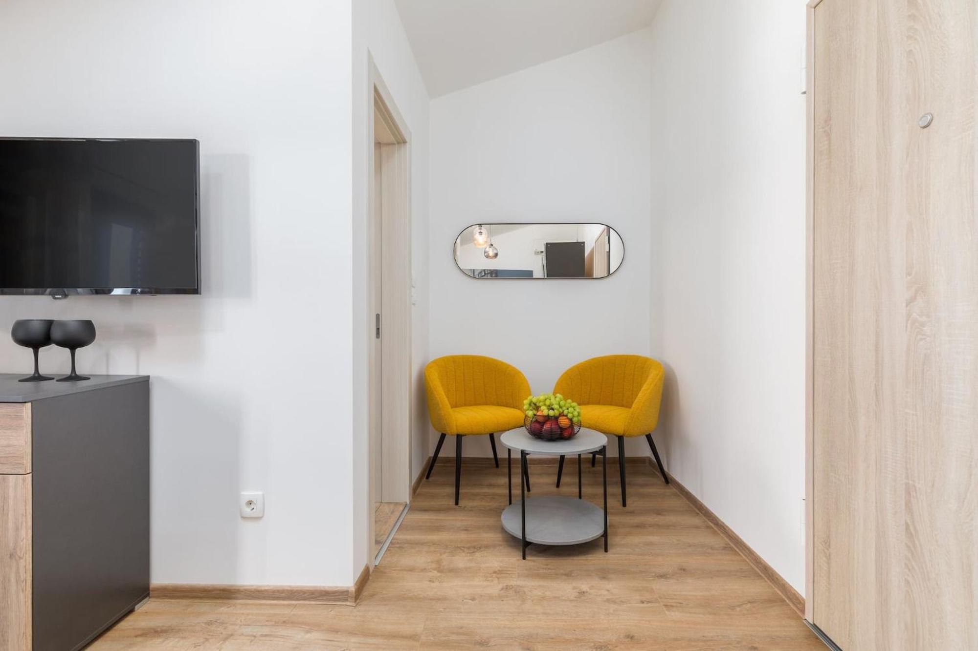 Marceta - Apartments & Rooms With Swimming Pool Fazana Exterior photo